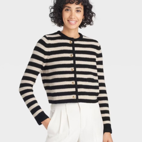 Women's Ribbed Cuff Button-Front Cardigan - Picture 1 of 7
